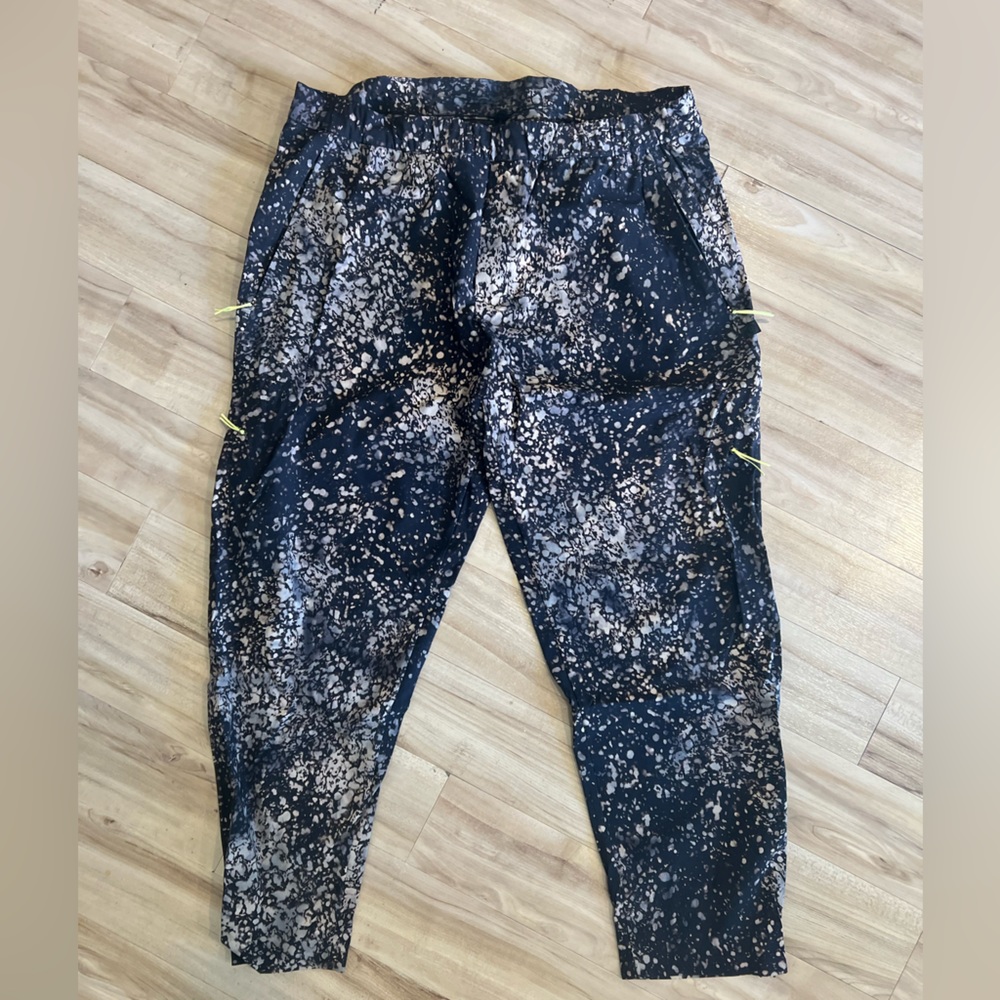 LULULEMON PANTS